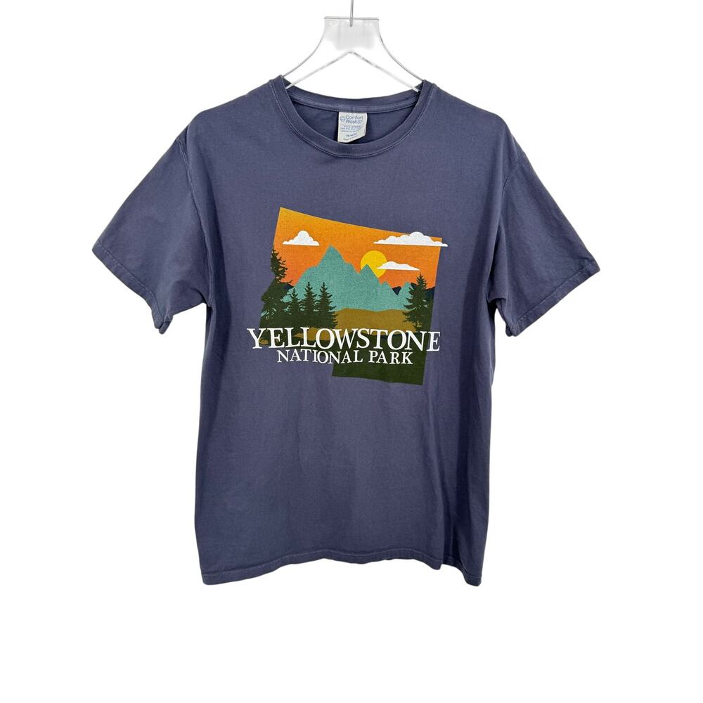 Yellowstone National Park T Shirt crew unisex M mountains sunset outdoor nature